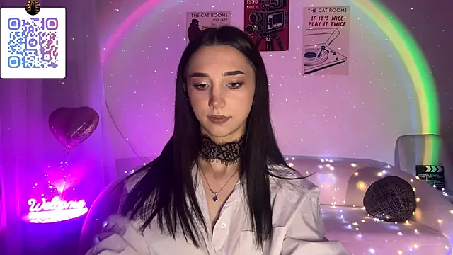 LinaMour online show from 23, 4, 2026