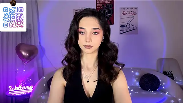 LinaMour online show from 5, 6, 2026