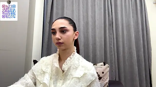 LinaMour online show from 8, 1, 2026