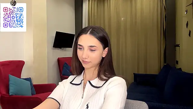 LinaMour online show from 3, 2, 2026