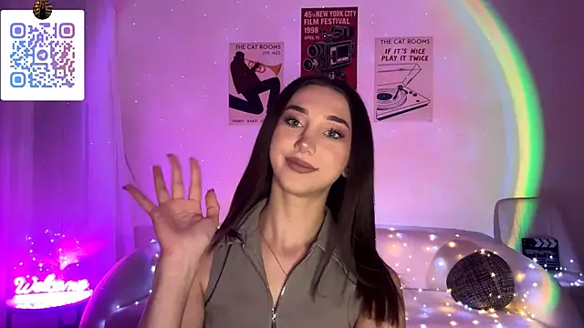 LinaMour online show from 16, 4, 2026