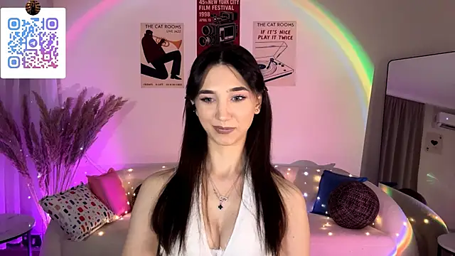Snapshot of LinaMour chatting on 20, 7, 2026 LinaMour online show from 20, 7, 2026