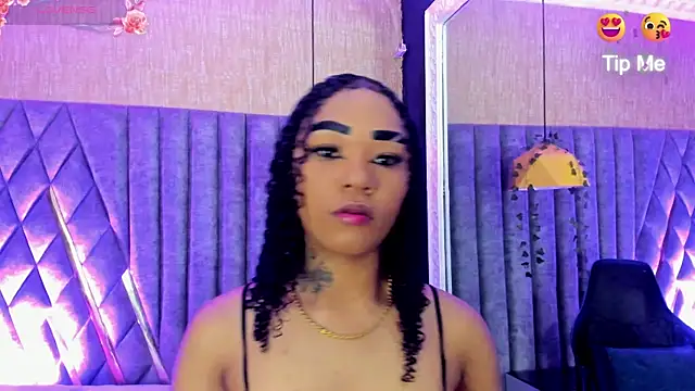Snapshot of SkylerBloomm chatting on 30, 6, 2026 SkylerBloomm online show from 30, 6, 2026