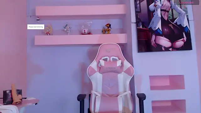 SkylerBloomm online show from 26, 9, 2025