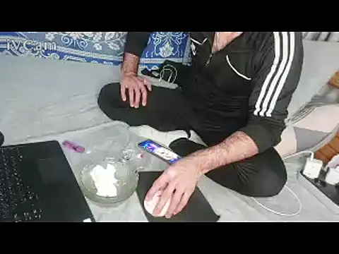 yazinyazin1 online show from 16, 3, 2026