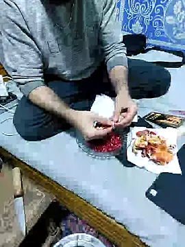 yazinyazin1 online show from 6, 3, 2026