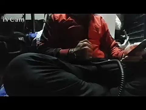 yazinyazin1 online show from 18, 4, 2026