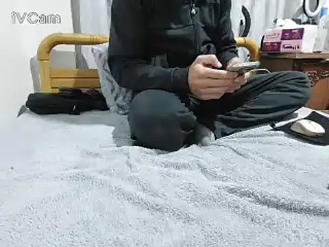 yazinyazin1 online show from 11, 1, 2026