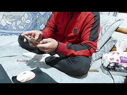 yazinyazin1 online show from 24, 2, 2026