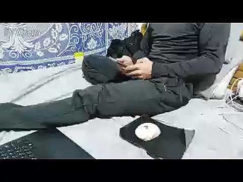 yazinyazin1 online show from 11, 2, 2026