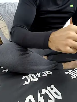 yazinyazin1 online show from 29, 11, 2025