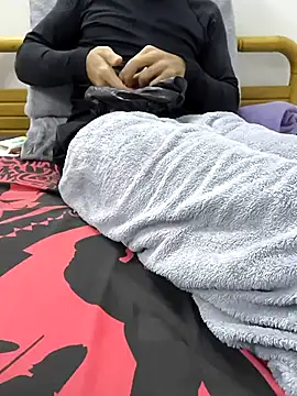 yazinyazin1 online show from 24, 11, 2025