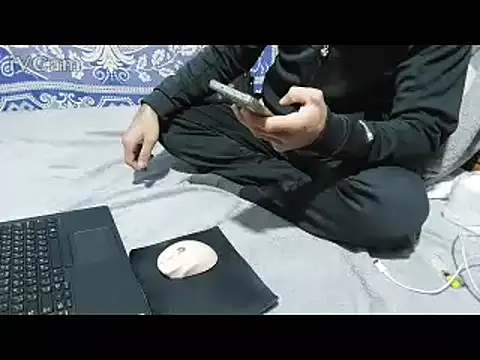 yazinyazin1 online show from 6, 2, 2026