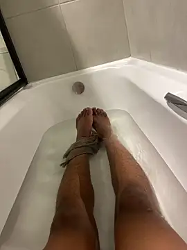 Snapshot of fitsexyman chatting on 27, 3, 2026 fitsexyman online show from 27, 3, 2026