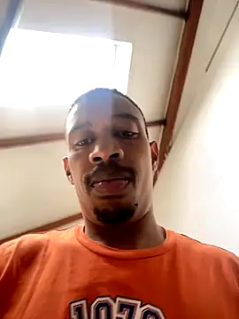 Snapshot of fitsexyman chatting on 1, 12, 2025 fitsexyman online show from 1, 12, 2025