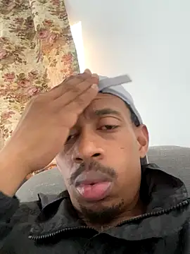 Snapshot of fitsexyman chatting on 24, 9, 2025 fitsexyman online show from 24, 9, 2025