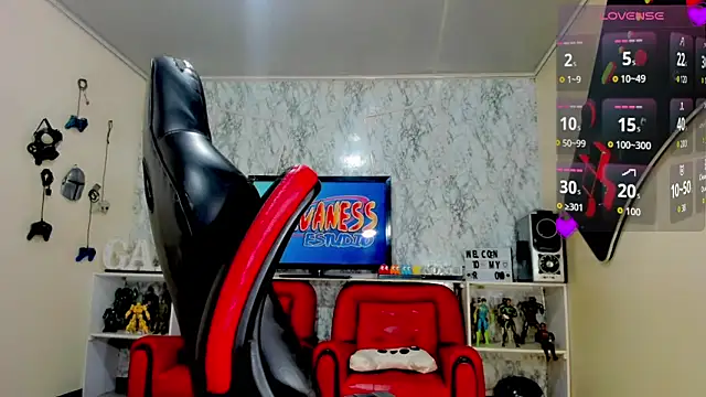 Candy Walker  online show from 10, 11, 2025