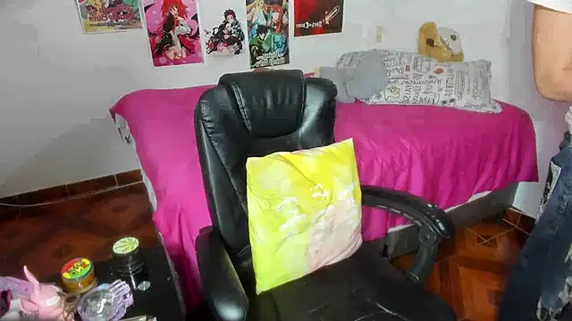 LovexJuxn  online show from 24, 11, 2025