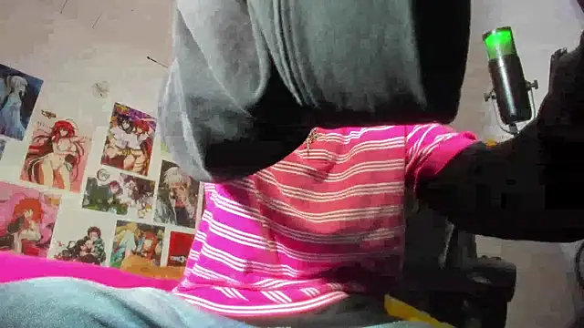 LovexJuxn  online show from 27, 11, 2025