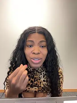 Idonotcherishu online show from 25, 9, 2025