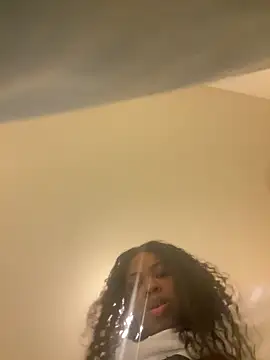 Idonotcherishu online show from 27, 9, 2025