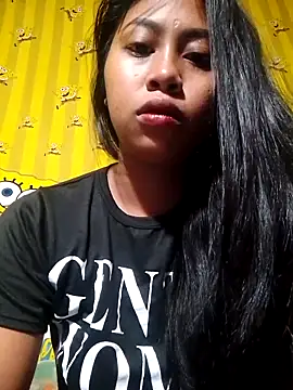 UrSweetAsianLady 02 online show from 15, 3, 2026