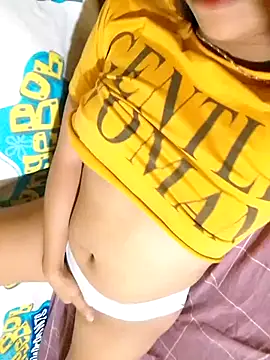 UrSweetAsianLady 02 online show from 4, 2, 2026