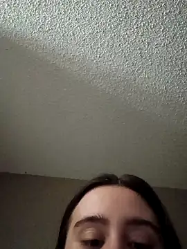 freakylittlebitch69 online show from 19, 10, 2025