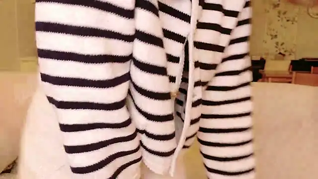 SUZU 1201 online show from 24, 9, 2025