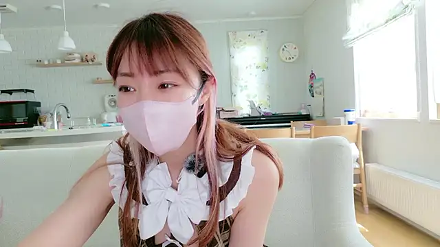 Snapshot of SUZU_1201 chatting on 13, 6, 2026 SUZU 1201 online show from 13, 6, 2026