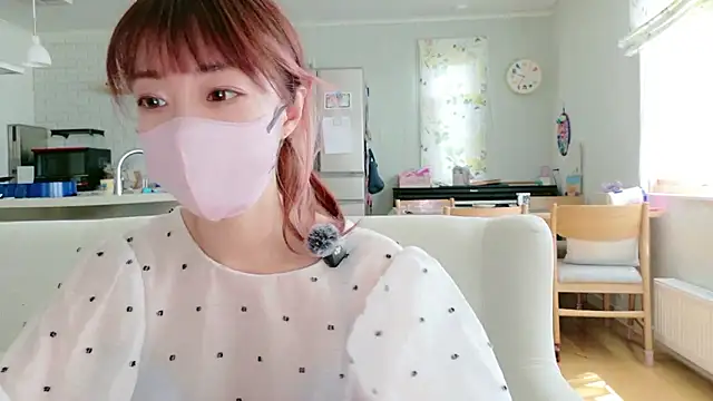 Snapshot of SUZU_1201 chatting on 8, 7, 2026 SUZU 1201 online show from 8, 7, 2026