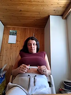 YoungLiisaxx online show from 1, 12, 2025