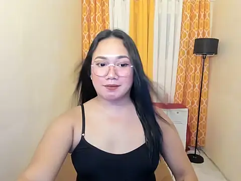 TsUncutKaren online show from 18, 3, 2026