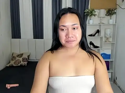 TsUncutKaren online show from 7, 2, 2026