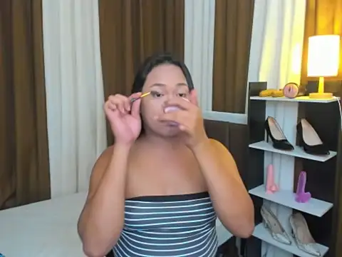 TsUncutKaren online show from 25, 9, 2025