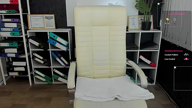  feel me  online show from 22, 9, 2025