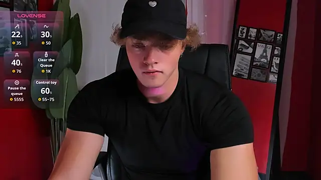 Snapshot of ChaseMuscular chatting on 3, 12, 2025 ChaseMuscular online show from 3, 12, 2025