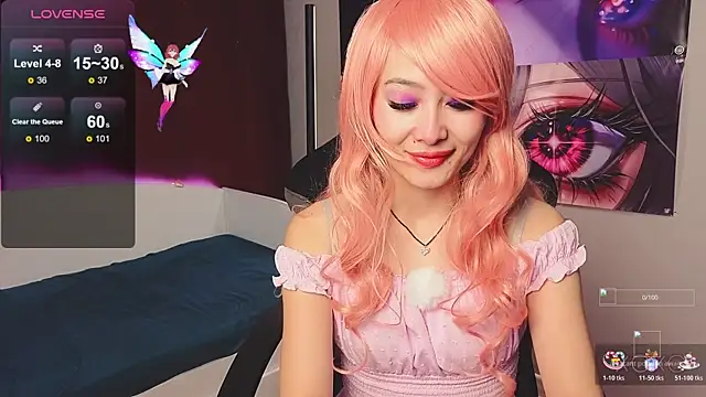 Milly  Foxy online show from 5, 12, 2025