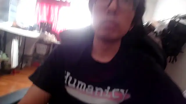 AsianLoveTony online show from 16, 4, 2026