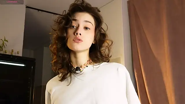 ttragedienne online show from 15, 11, 2025