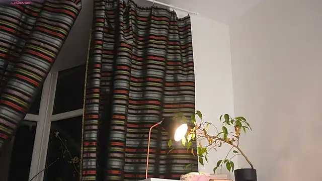 ttragedienne online show from 9, 11, 2025