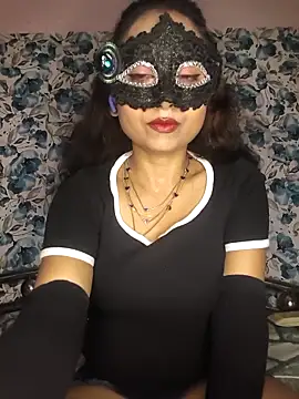 yours sugar babe online show from 13, 4, 2026