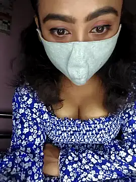 yours sugar babe online show from 24, 9, 2025