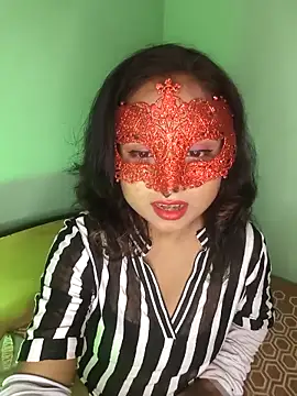 yours sugar babe online show from 18, 9, 2025