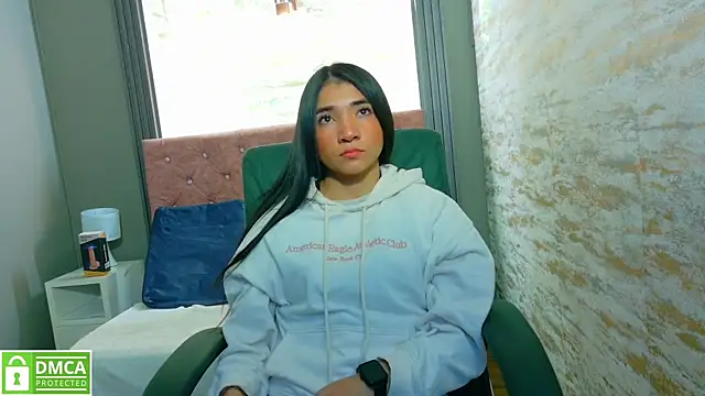 Aurora jones11 online show from 22, 9, 2025