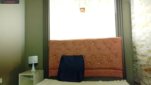 Aurora jones11 online show from 9, 9, 2025