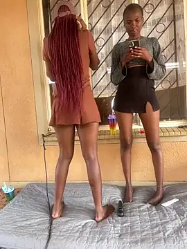 Melanin2002 online show from 11, 9, 2025