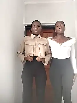 Melanin2002 online show from 24, 4, 2026