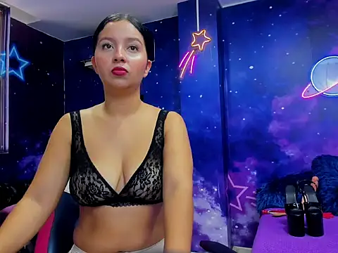 Snapshot of Thalia_Cortea chatting on 10, 10, 2025 Thalia Cortea online show from 10, 10, 2025