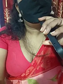 luci-queen online show from 27, 9, 2025